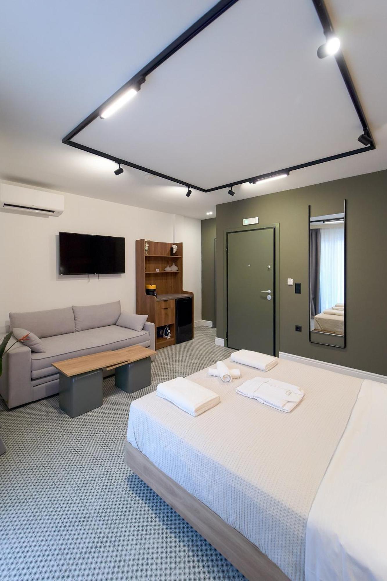 Xanthi Polis City Center With Private Parking Exterior photo